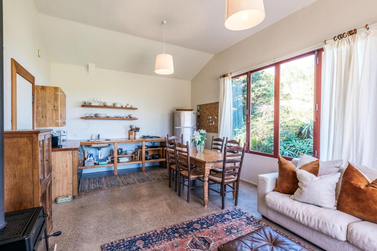 The Vineyard Cottage - Stay Waiheke 오네탄기 외부 사진