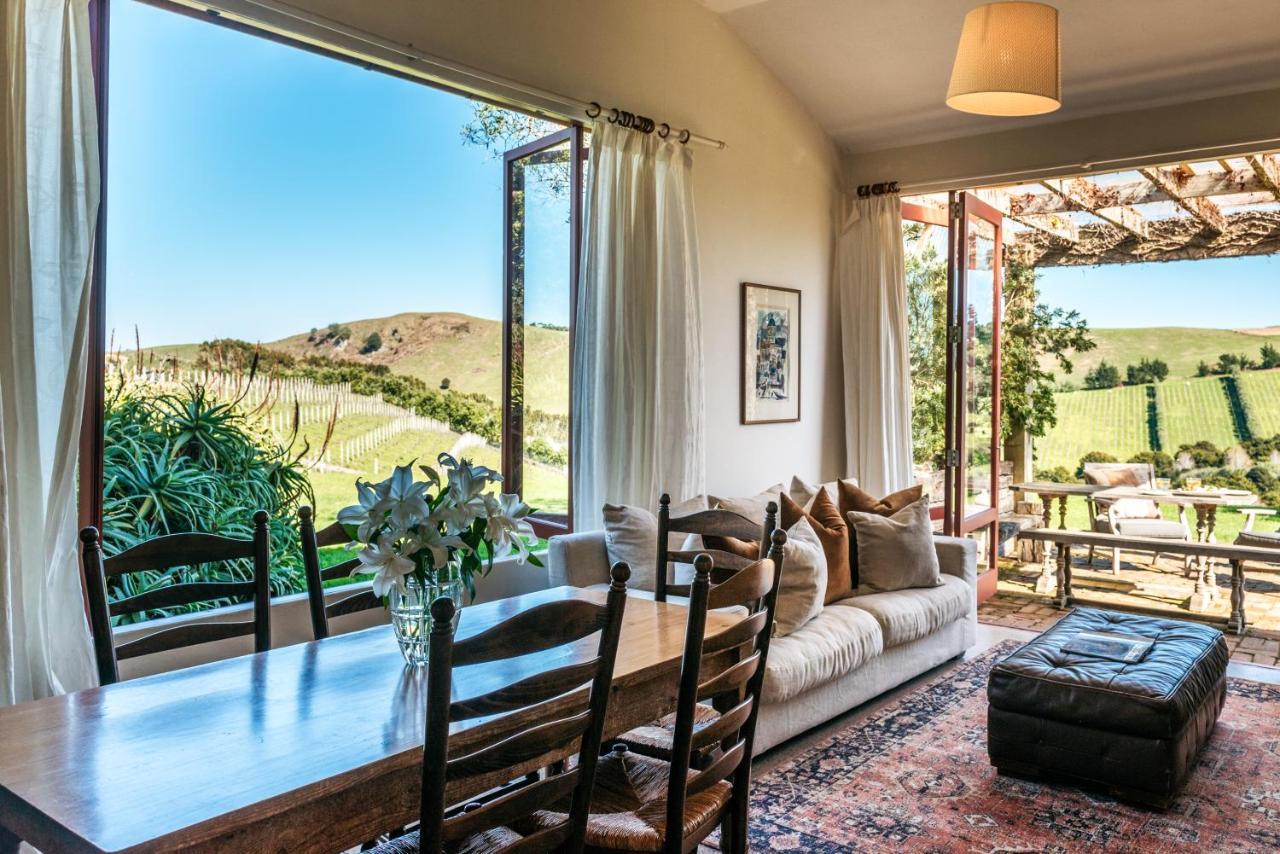 The Vineyard Cottage - Stay Waiheke 오네탄기 외부 사진
